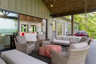 Perched above the pristine waters of Lake Fontana, this - photo 32