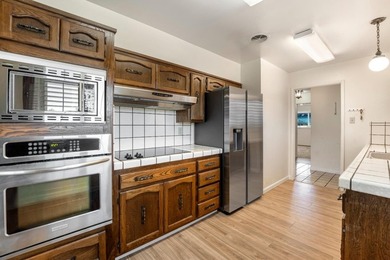 Classic single-story home in the highly sought-after Strawberry - photo 4