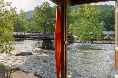 Perched above the pristine waters of Lake Fontana, this - photo 39