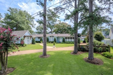 Lake Home For Sale in Milledgeville, Georgia
