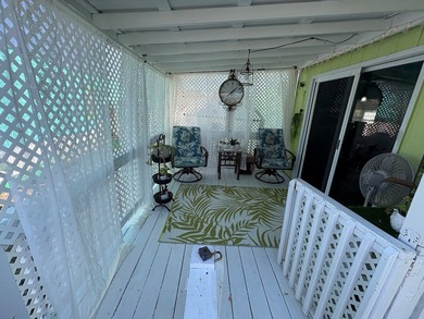 PHENOMENAL INVESTMENT OPPORTUNITY IN THE COMMUNITY OF TREASURE - photo 8