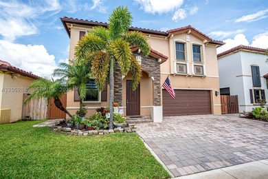 An amazing 2-story, 4 bedrooms and 3 bathrooms home located in - photo 3