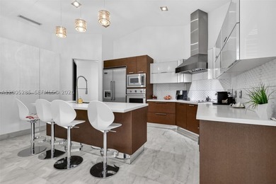 Stunning, fully updated 4-bedroom, 3.5-bath residence located in - photo 15