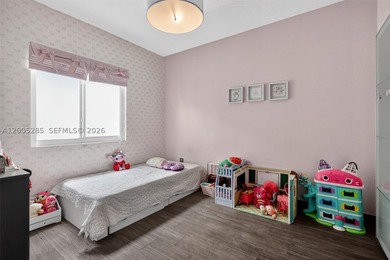 Stunning, fully updated 4-bedroom, 3.5-bath residence located in - photo 20