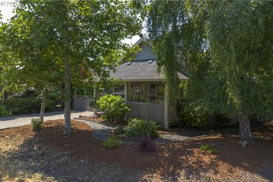 Welcome to this charming 2-bedroom, 1-bath home in the desirable - photo 21