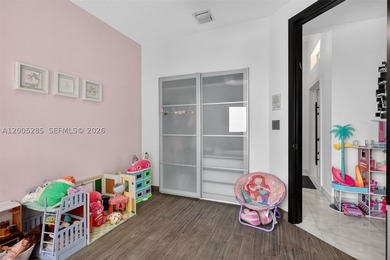 Stunning, fully updated 4-bedroom, 3.5-bath residence located in - photo 22