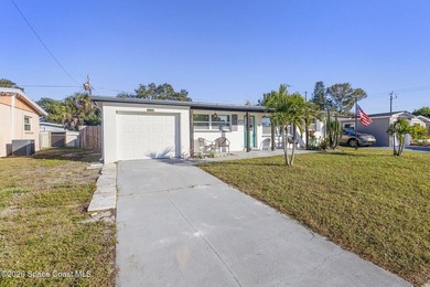 Perfectly landscaped yard is the perfect entrance to this - photo 34