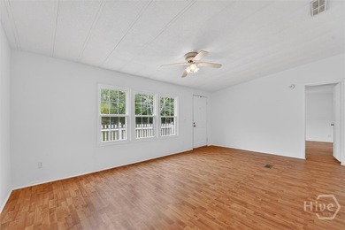 Recently appraised at $365,000 this property is priced to sell! - photo 5