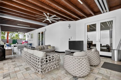 Stunning, fully updated 4-bedroom, 3.5-bath residence located in - photo 39