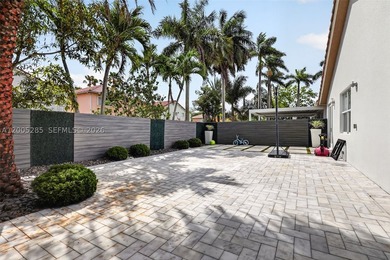 Stunning, fully updated 4-bedroom, 3.5-bath residence located in - photo 46