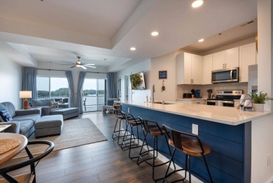 Lake Condo For Sale in Lake Ozark, Missouri