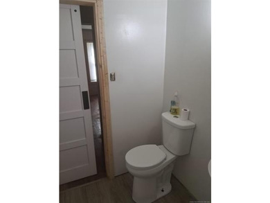 This 3BD/1BA home has been in the same family since 1956, has - photo 23