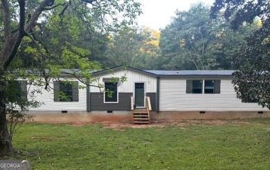 Lake Sinclair Home For Sale in Eatonton Georgia