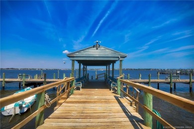 Lake Condo For Sale in Stuart, Florida