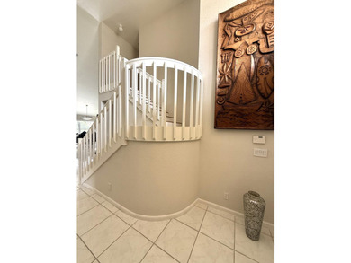 Delightful well-maintained, low HOA, Mediterranean-inspired - photo 5