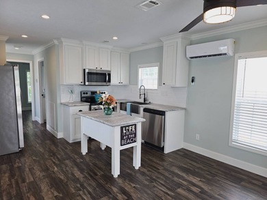 (private lake, pond, creek) Home For Sale in Merritt Island Fl Florida