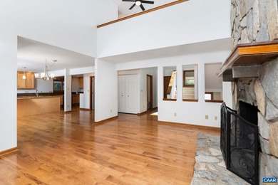 Pristine 5 bed, 3.5 bath waterfront home at Lake Monticello with - photo 11
