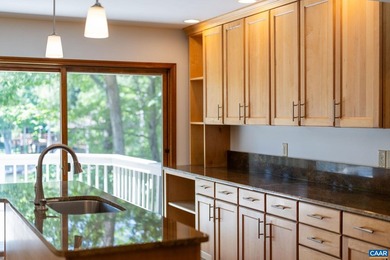 Pristine 5 bed, 3.5 bath waterfront home at Lake Monticello with - photo 17