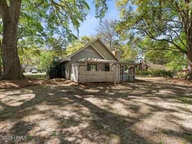 Experience the perfect blend of modern comfort and Lowcountry - photo 25