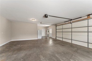 Spacious Ranch Living in the Gated 55+ Community of Sweetbriar - photo 25