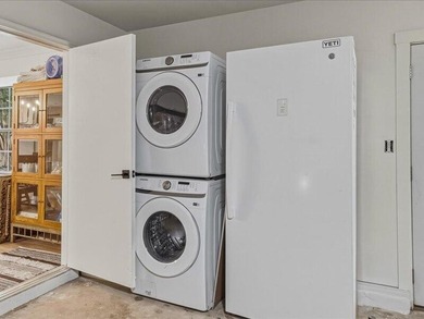 Beautifully updated 3-bedroom, 2-bath home situated on a - photo 27