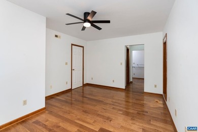 Pristine 5 bed, 3.5 bath waterfront home at Lake Monticello with - photo 32