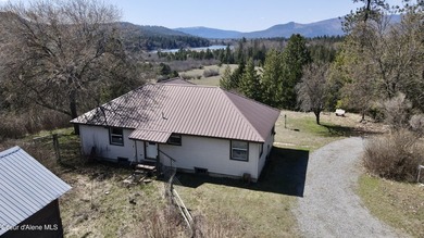 This expansive 120-acre ranch offers sweeping mountain and - photo 33