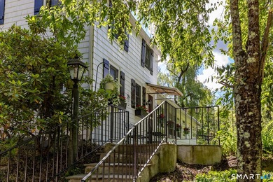 This antique home, originally built in the 1700s, has been - photo 37