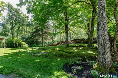 This antique home, originally built in the 1700s, has been - photo 38