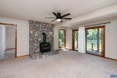 Pristine 5 bed, 3.5 bath waterfront home at Lake Monticello with - photo 44