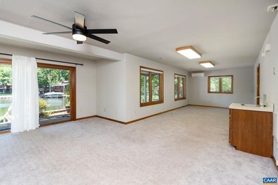 Pristine 5 bed, 3.5 bath waterfront home at Lake Monticello with - photo 46