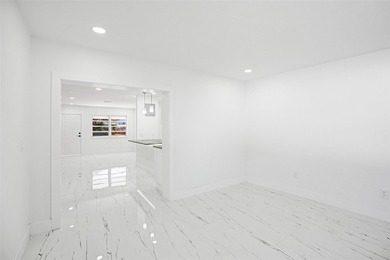 Completely renovated 4-bedroom, 3-bathroom home in desirable - photo 10