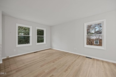 Thought you could not find a 5 bedroom home with a great - photo 11