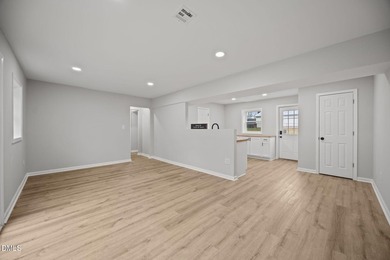 Thought you could not find a 5 bedroom home with a great - photo 13