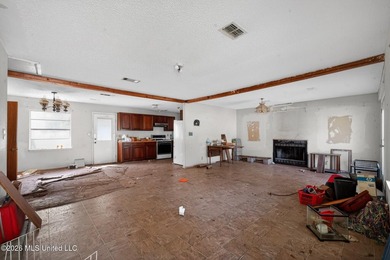 Welcome to this charming 3-bedroom, home located in the heart of - photo 5