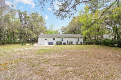 Welcome to this charming Lowcountry ranch-style home located in - photo 31