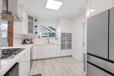 Beautifully reimagined residence in one of South Florida's most - photo 6