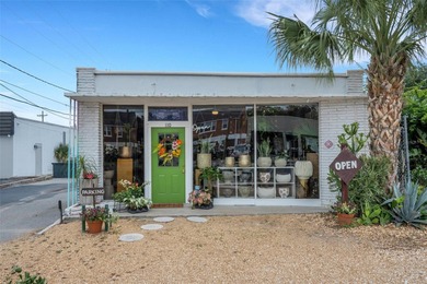 Lake Hollingsworth Commercial Sale Pending in Lakeland Florida