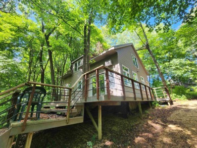 Lake Home For Sale in Cassville, Wisconsin