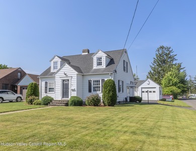 (private lake, pond, coastal) Home Sale Pending in Kingston New York