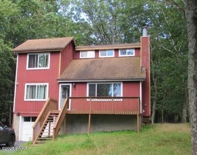 Sand Spring Lake  Home For Sale in Dingmans Ferry Pennsylvania