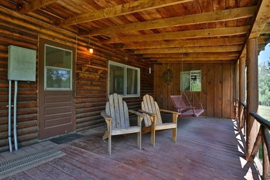 Classic 2BR/1BA mountain cabin on a peaceful 0.31-acre lot - photo 18