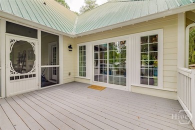 Tucked beneath swaying oaks and draped in coastal charm, 3120 - photo 33