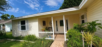This well-maintained 3-bedroom, 2-bath home offers a bright - photo 3
