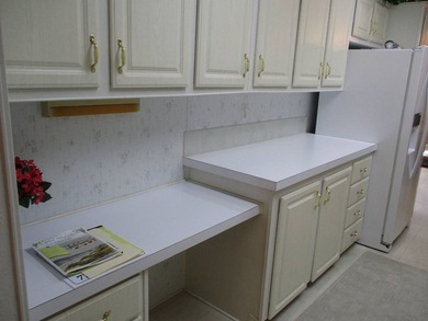 REDUCED! OWNER ANXIOUS Ready for immediate occupancy this split - photo 4