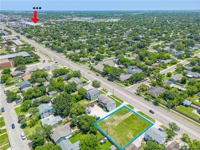 2816 Alameda lot is a few blocks from medical offices, hospital - photo 3
