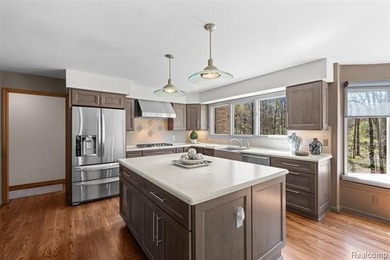 Set on a breathtaking 3.62-acre cul-de-sac in highly - photo 14