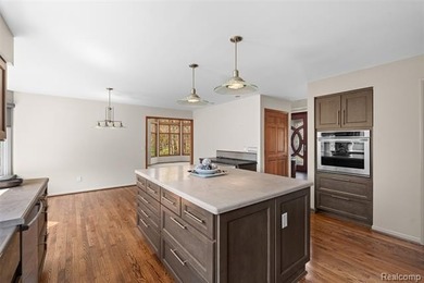 Set on a breathtaking 3.62-acre cul-de-sac in highly - photo 17