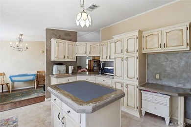 Spacious and unique property offering exceptional living space - photo 10