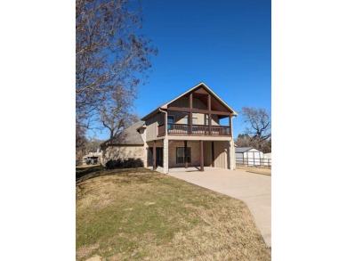 Lake Home For Sale in Athens, Texas